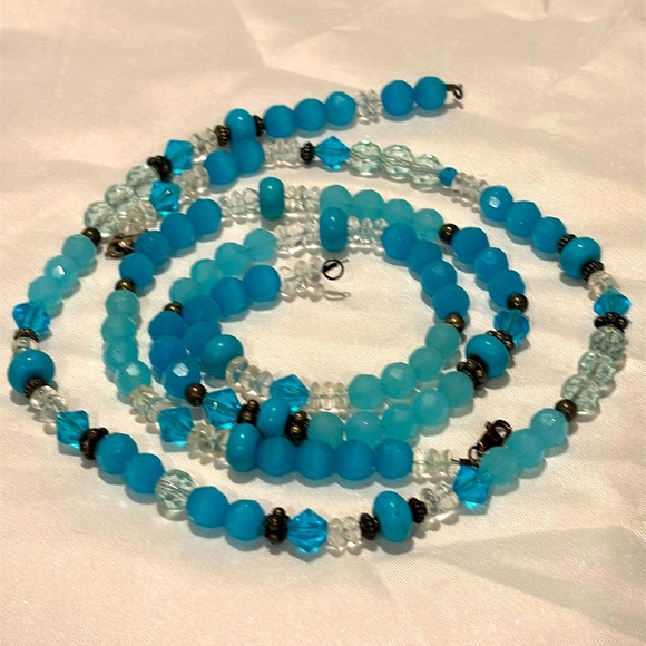 Jewelry - Pair of bright blue gemstone necklaces - in different lengths.